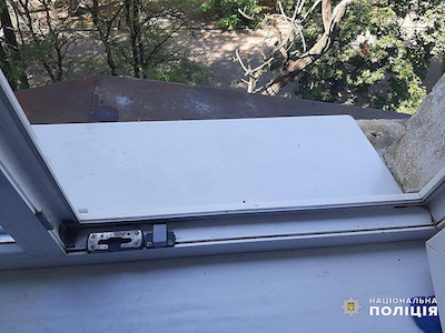 Свежие новости: В Николаеве с общежития выпал полуторагодовалый мальчик