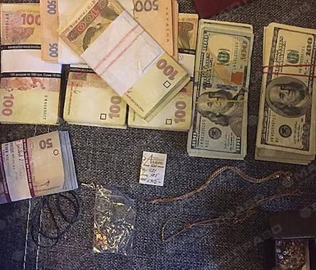 Свежие новости: В Николаеве и Херсоне полиция задержала участников ОПГ, причастных к вооруженному ограблению винницкой «ювелирки»