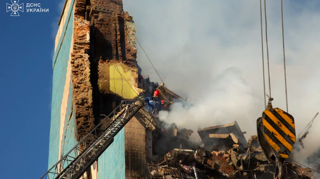 Свежие новости: У Тернополі після удару РФ 25 людей не виходять на зв'язок