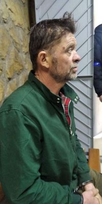 Свежие новости: Украинские защитники задержали предателя, помогавшего оккупантам захватывать Изюм