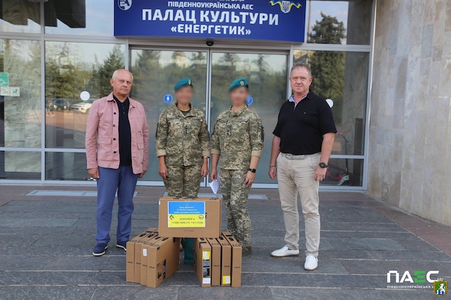 Фото новости: Колектив ПАЕС передав ноутбуки для психологічної підтримки морської піхоти Свежие новости: Колектив ПАЕС передав ноутбуки для психологічної підтримки морської піхоти
