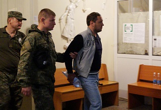 Свежие новости: Подозреваемому по делу Титова смягчили меру пресечения