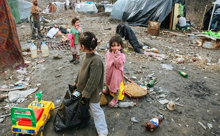 Свежие новости: В Тернопольской области ночью напали на цыганский табор, где находилось 7 взрослых и более 30 детей – омбудсмен