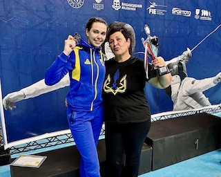 Свежие новости: Вихованка миколаївської школи фехтування виборола «золото» етапу Кубка Світу