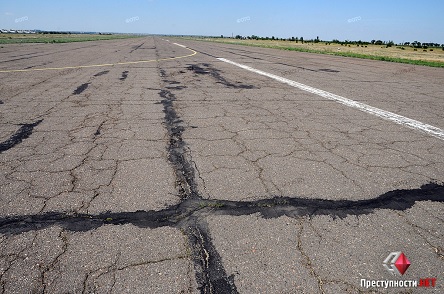 Свежие новости: Николаевский аэропорт переплатил 166 тысяч гривен за ремонт взлетной полосы