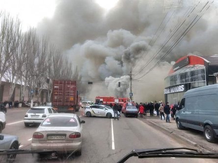 Свежие новости: ВИДЕО: В Одессе произошел масштабный пожар в отделении 