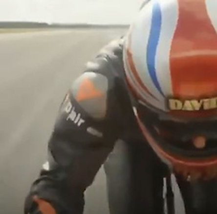 Свежие новости: Британец разогнался на велосипеде до 280 километров в час