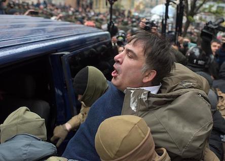 Свежие новости: Голодающий Саакашвили будет сидеть в камере один