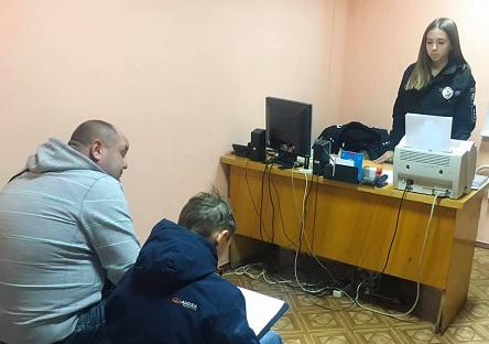 Свежие новости: Дела пошли в суд: На родителей южноукраинских горе-колядников составили админпротоколы