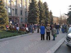 Свежие новости: В Первомайске проходит митинг работников местного рынка - мэра Дромашко вынудили созвать внеочередную сессию