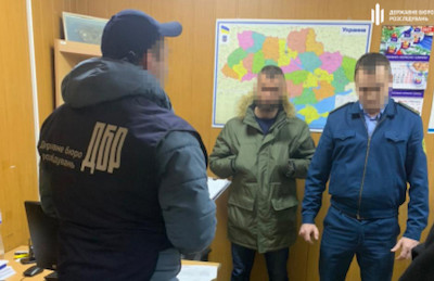 Свежие новости: Трое инспекторов Одесской таможни обвиняются в коррупционных правонарушениях