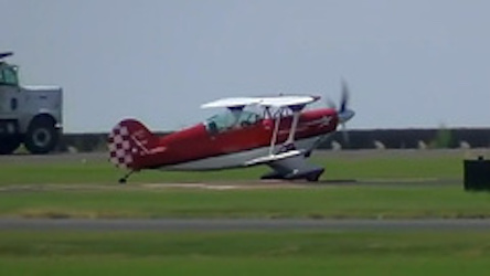 Свежие новости: В США разбился самолёт, в котором снимали сюжет о высшем пилотаже – погибли журналистка и каскадёр