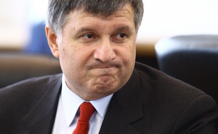 Фото новости: Ситуация в Луганске: Аваков заявил, что МВД принимало определенные меры Свежие новости: Ситуация в Луганске: Аваков заявил, что МВД принимало определенные меры
