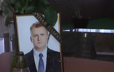 Свежие новости: Мужчина с СOVID-19 перерезал себе сонную артерию на глазах медиков