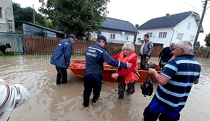 Свежие новости: На Прикарпатье затопило больницу, где лечат больных с коронавирусом – их эвакуируют