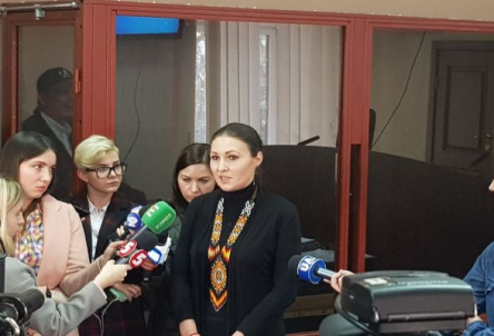 Фото новости: ВИДЕО: В Киеве суд отпустил под личное обязательство нардепа от ЕС Федину, которая угрожала Зеленскому Свежие новости: ВИДЕО: В Киеве суд отпустил под личное обязательство нардепа от ЕС Федину, которая угрожала Зеленскому