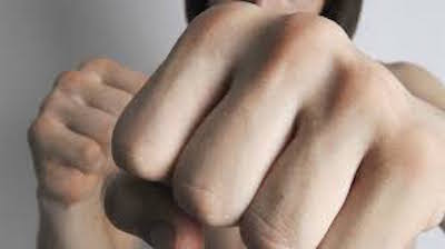 Свежие новости: ВИДЕО. Избивали на крыше: в российской школе снова жуткое ЧП