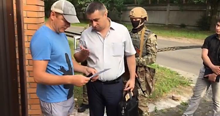 Свежие новости: Ляшко живет «в доме товарища», в котором «прятался от Захарченко». ВИДЕО
