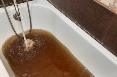 Свежие новости: «Вонючая» вода из-под крана : В «Николаевводоканале» заверили, что переживать не стоит