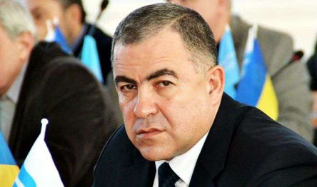 Свежие новости: - Чего вы так переживаете? Городской голова не должен бояться ни депутатов, ни телекамер, никого, -  Гранатуров призвал Сенкевича отчитаться