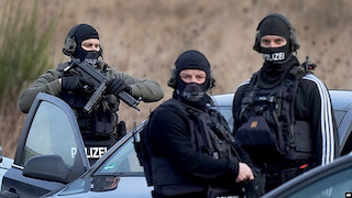 Свежие новости: Німецькі правоохоронці обшукали будинок пари, яка збирала гроші для допомоги російській армії в Україні