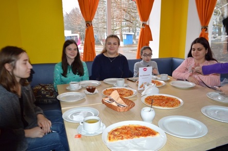 Свежие новости: Міський голова підтримує обдаровану молодь