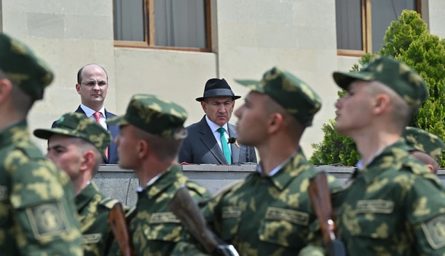 Свежие новости: Пашинян: усі ділянки кордону Вірменії перейдуть під контроль прикордонників