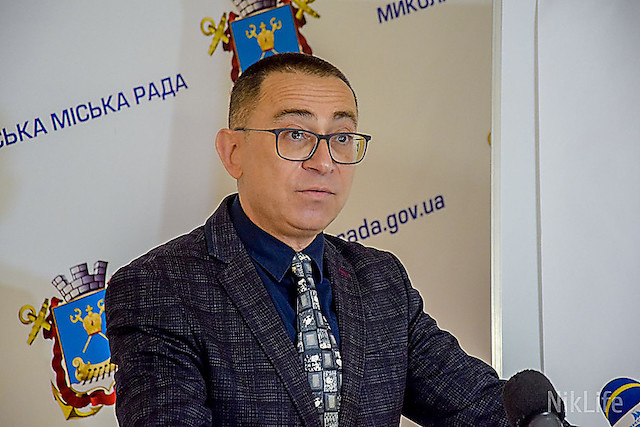 Свежие новости: В Николаеве начальник управления культуры Любаров написал заявление об увольнении
