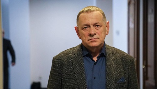 Свежие новости: Отец Гандзюк заявляет об угрозах и слежке - подозревает Мангера