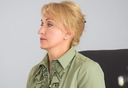 Свежие новости: По решению Казаковой, незаконные билборды на Центральном проспекте демонтируют