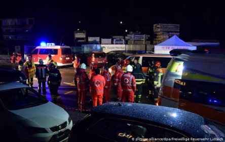 Свежие новости: В Италии водитель въехал в группу людей на остановке - погибли 6 человек