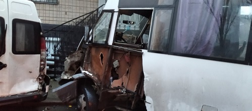 Свежие новости: В Николаеве столкнулись 5 машин — движение по Центральному проспекту перекрыто