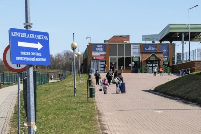 Свежие новости: Беженцы массово возвращаются в Украину