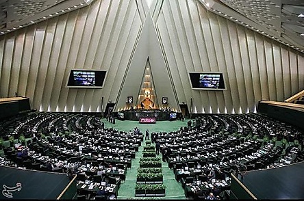 Свежие новости: Парламент Ирана признал армию США и Пентагон «террористическими организациями»