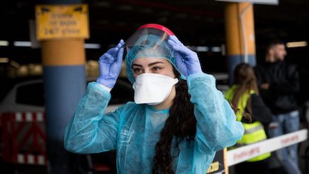 Фото новости: В Украине за сутки 2958 новых случаев COVID-19 Свежие новости: В Украине за сутки 2958 новых случаев COVID-19