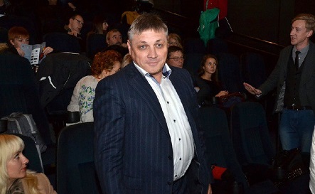 Свежие новости: ВИДЕО: «С районов собирают миллионы, а там падают школы» — Нардеп Пидберезняк раскритиковал то, как областная власть восстанавливает аэропорт «Николаев»