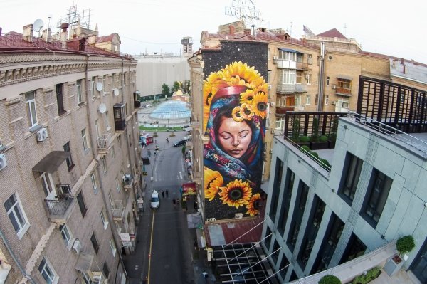 Свежие новости: Возле Майдана Незалежности появился новый мурал