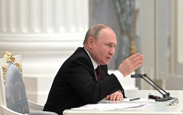 Фото новости: Путин заявил Макрону и Шольцу, что признает  Свежие новости: Путин заявил Макрону и Шольцу, что признает