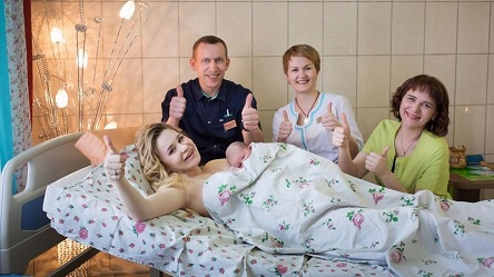 Свежие новости: Роды в Украине хотят сделать бесплатными