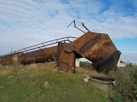 Свежие новости: В Очаковском районе упала водонапорная башня: «Просили отремонтировать – не допросились»