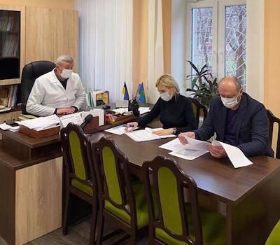 Свежие новости: Сотрудники Николаевской областной больницы только завтра получат зарплату