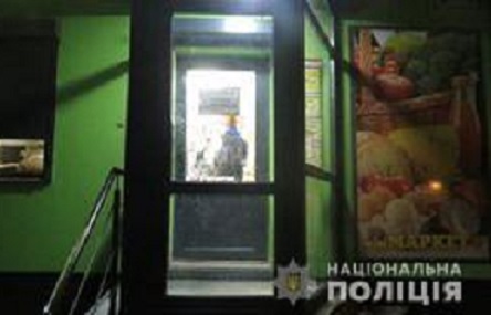 Свежие новости: В Вознесенске вооруженный вор ограбил магазин