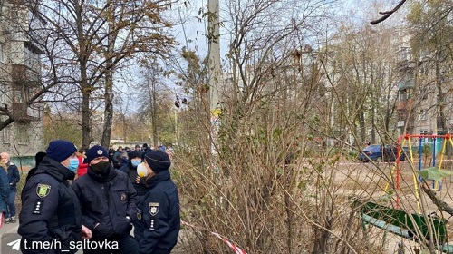 Свежие новости: Появилось видео момента взрыва на детской площадке в Харькове