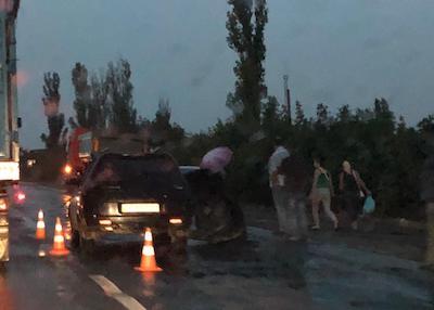 Свежие новости: Из Николаева в сторону Вознесенска ДТП -  столкнулись два грузовика и Лада