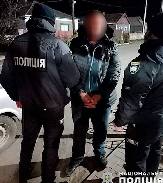 Свежие новости: Житель Веселиново подрался с полицейскими и повредил их автомобиль