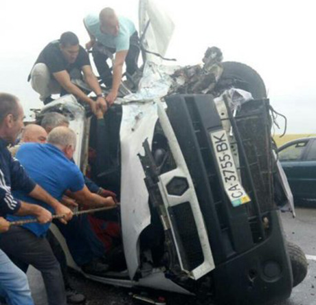 Свежие новости: Крупное ДТП на Киевщине: погиб юноша, 13 человек травмированы