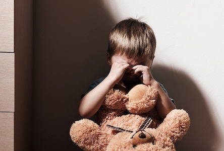 Свежие новости: Во Львове днем на улице изнасиловали мальчика