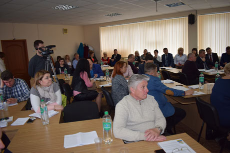 Свежие новости: На внеплановой сессии в Южноукраинске был объявлен перерыв спустя час после открытия