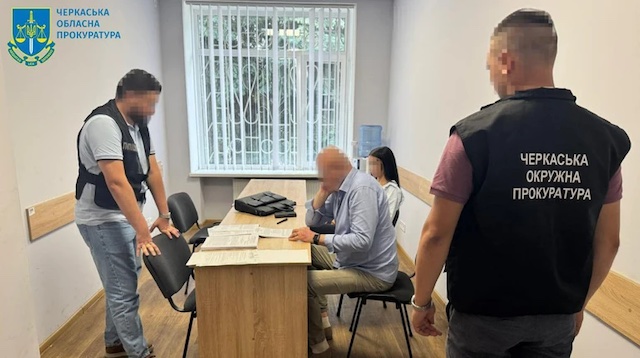 Свежие новости: Програла в казино мільйон гривень на поїздку дітей до Грузії: у Черкасах тренерці танців оголосили підозру