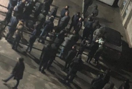 Свежие новости: В Умани 30 человек с ножами и палками напали на евреев: четверо в больнице